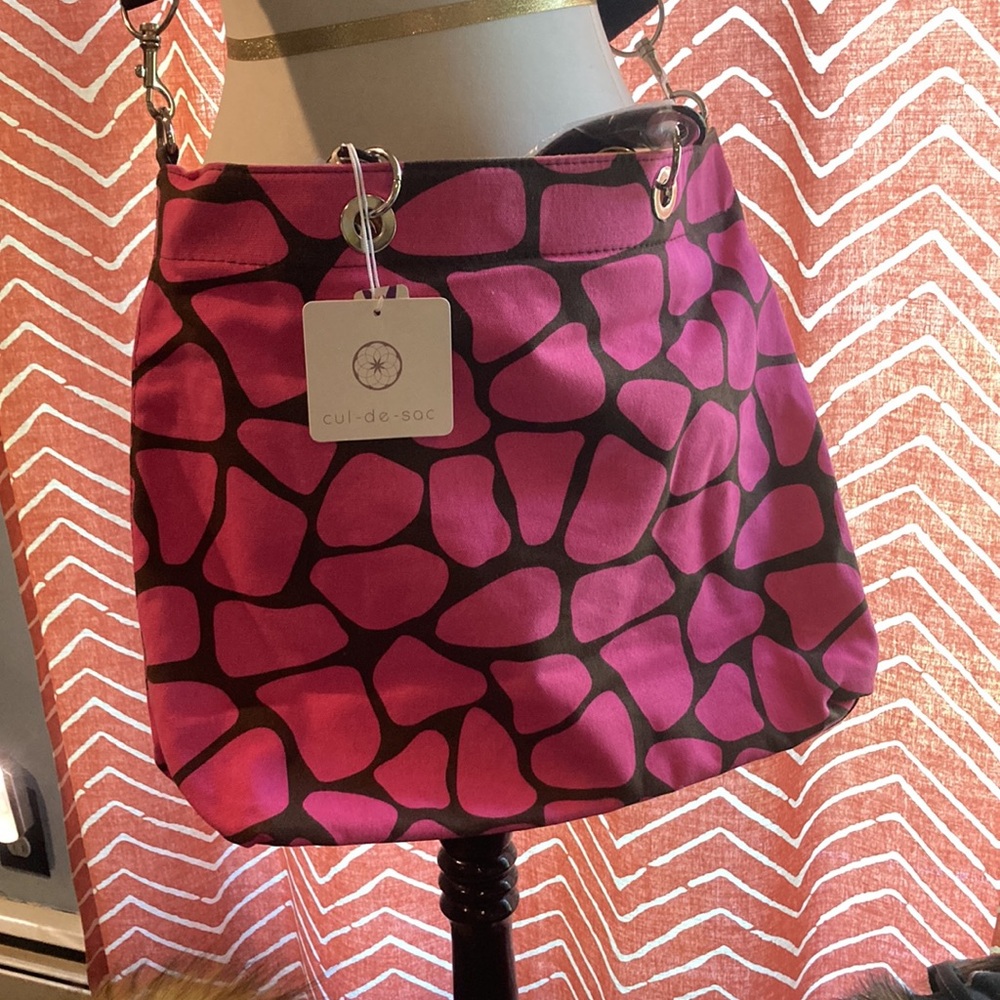 Cul-De-Sac canvas reversible messenger / crossbody bag giraffe animal print